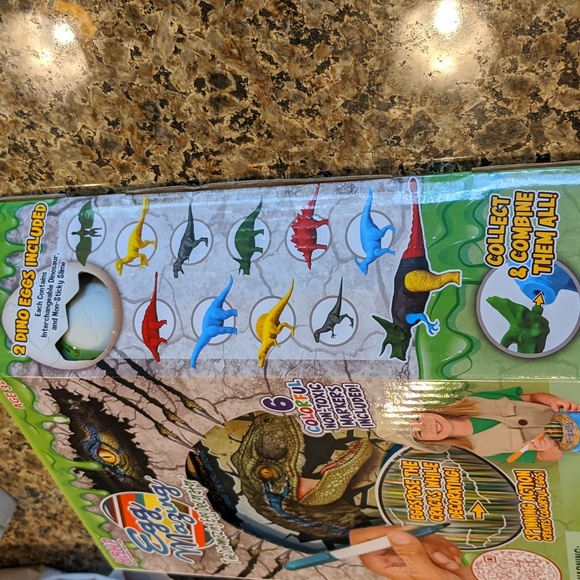 COPY - Egg Mazing! The Dinomazing Egg Decorator NEW! Easter Eggs Kids Fun - Picture 2 of 4